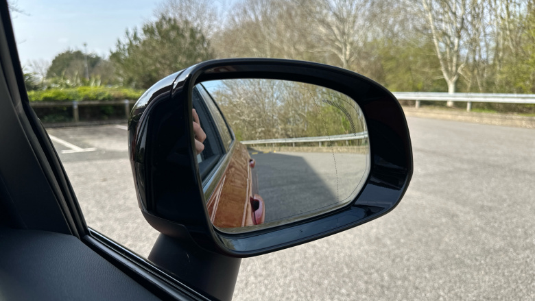 Volvo XC60 2.0 B5P Plus Dark 5dr AWD Geartronic Petrol Estate